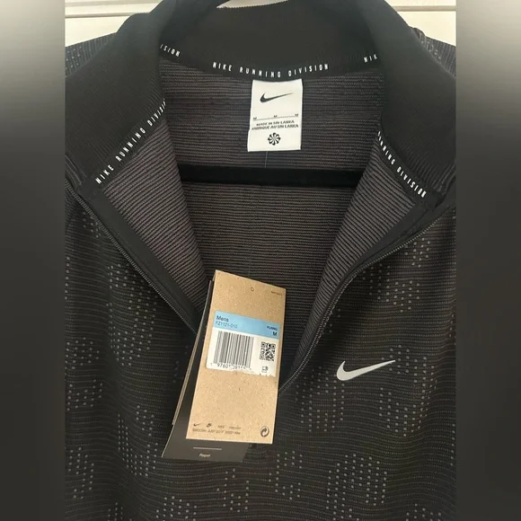 Nike Pinnacle Running Division Men’s Water Repellent 1/2 Zip NWT - Picture 5 of 9